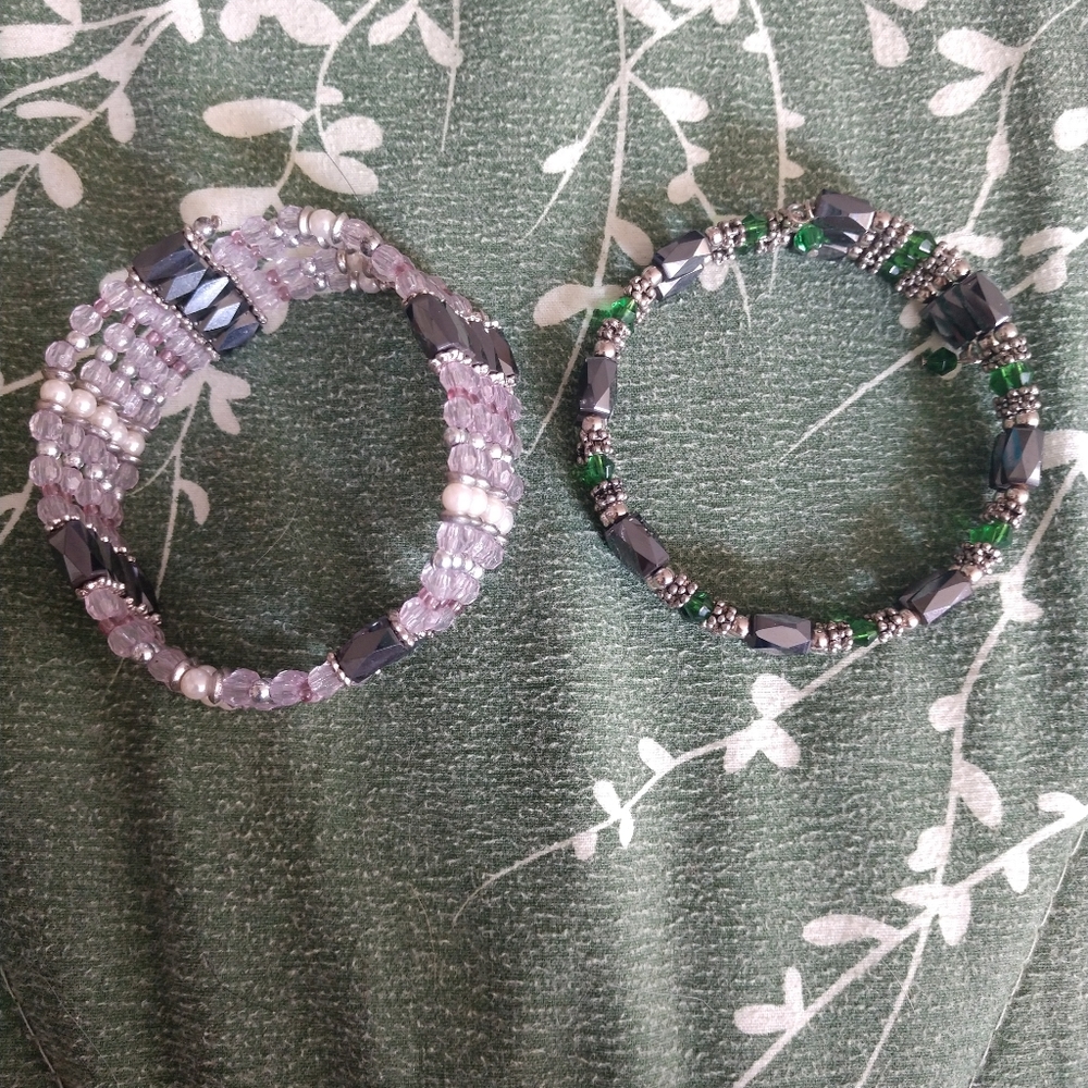 Magnetic jewelry